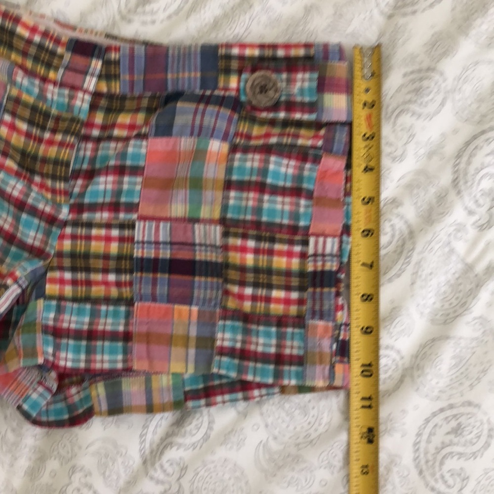 J Crew Shorts Plaid - Size 6. 3-inch inseam - Picture 4 of 8